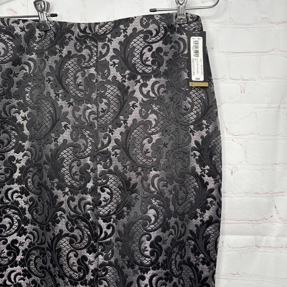 Worthington Skirt Size 10 Black Gray Jacquard‎ Pencil Skirt Stretch Waist NWT - Picture 3 of 6